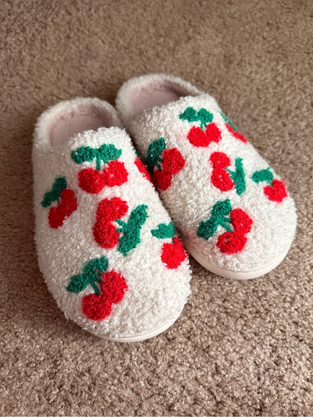 Cherry Slippers 🩷